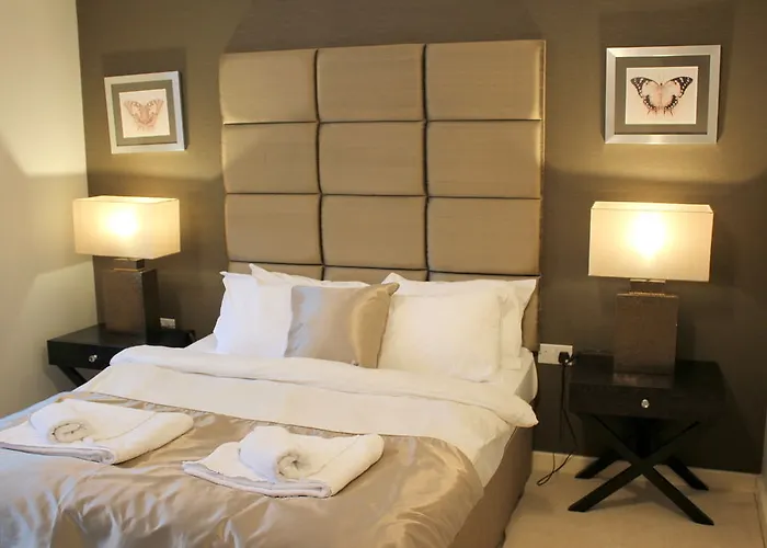 The Luxurious Suite - Peymans